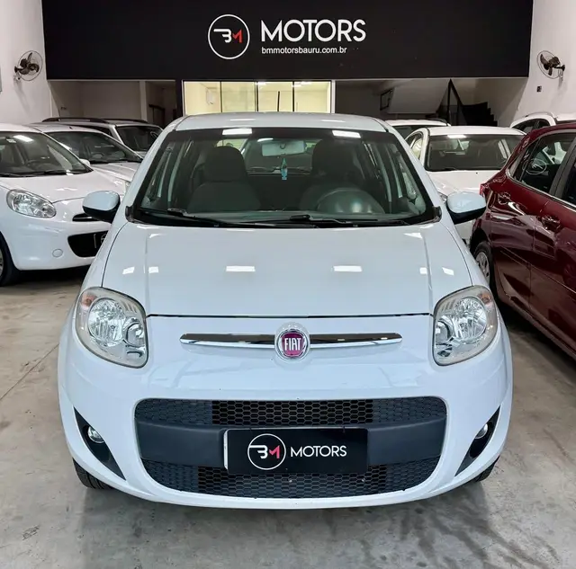 Carro Fiat Palio 2014 Attractive 1.0 8V (Flex)