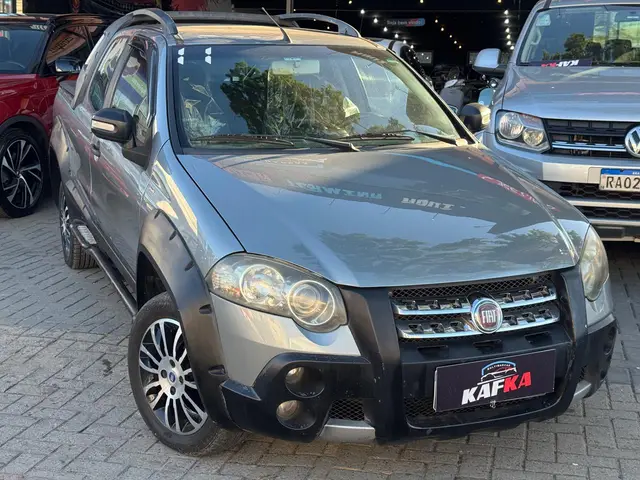Carro Fiat Strada 2011 Adventure 1.8 16V (Flex) (Cabine Dupla)
