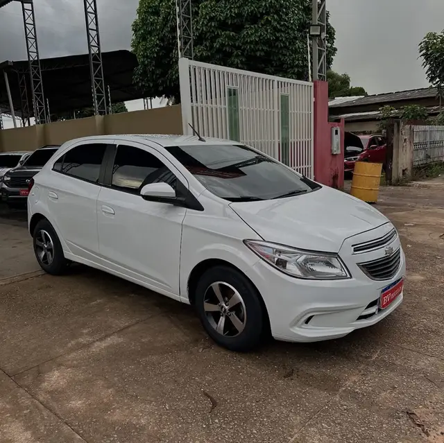 Carro Chevrolet Onix 2015 1.0 LT SPE/4