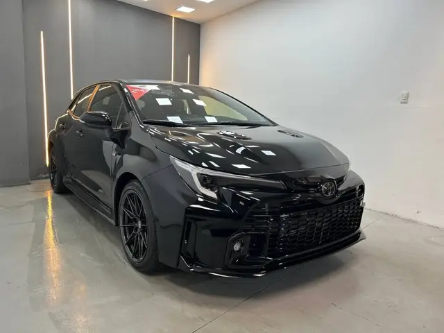 Carro Toyota GR Corolla 2024 Circuit 1.6 Turbo 4x4 Mec
