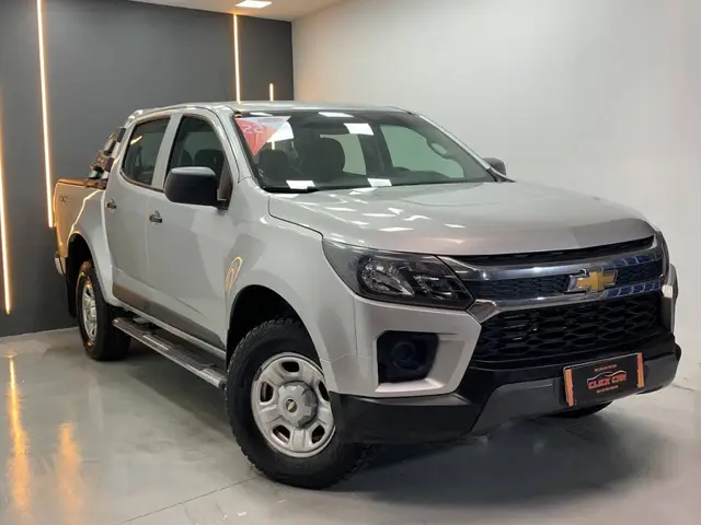 Carro Chevrolet S10 Cabine Dupla 2022 S10 2.8 CTDI LS 4WD (Cabine Dupla)