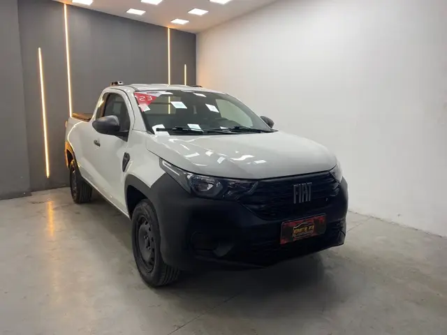 Carro Fiat Strada 2023 Endurance 1.4 Cabine Plus (Flex)