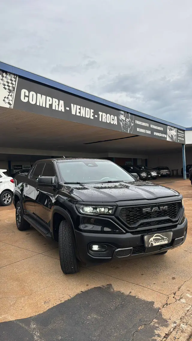 Carro RAM Rampage 2024 Rebel 2.0 Turbo