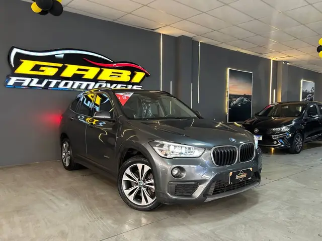 Carro BMW X1 2018 2.0 sDrive20i X-Line ActiveFlex