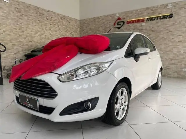 Ford New Fiesta SE 1.6 16V PowerShift