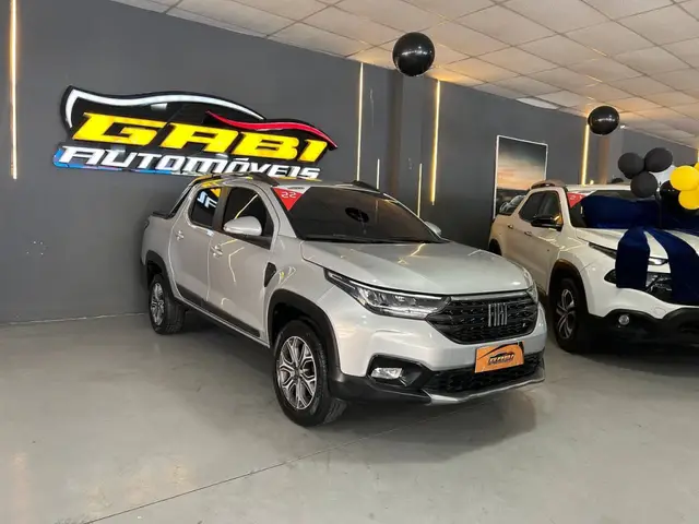 Carro Fiat Strada 2022 Volcano 1.3 CD (Flex)