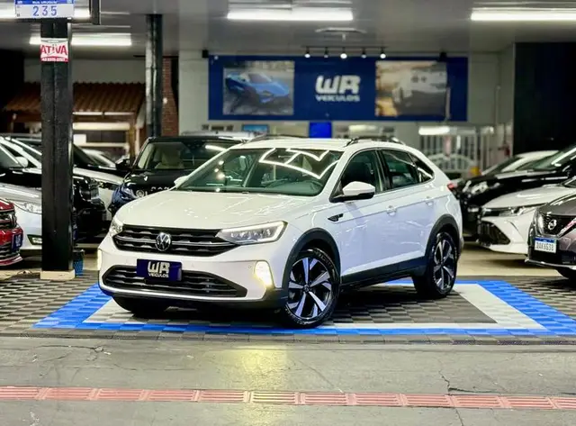 Carro Volkswagen Nivus 2024 Highline 200 TSI
