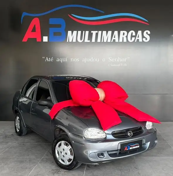 Carro Chevrolet Classic 2004 Corsa Sedan  1.6