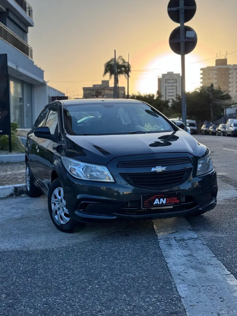Chevrolet Onix 1.0 Joy SPE/4