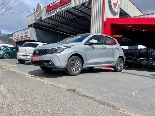 Carro Fiat Argo 2025 Drive 1.0