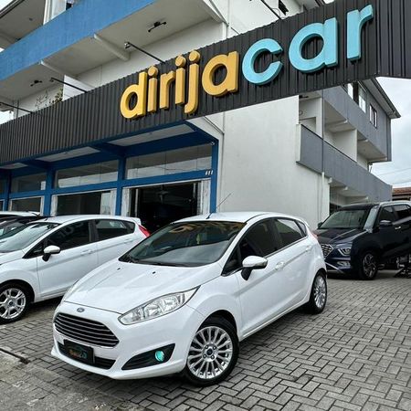 Fiesta Hatch Titanium Powershift 1.6 (Flex)