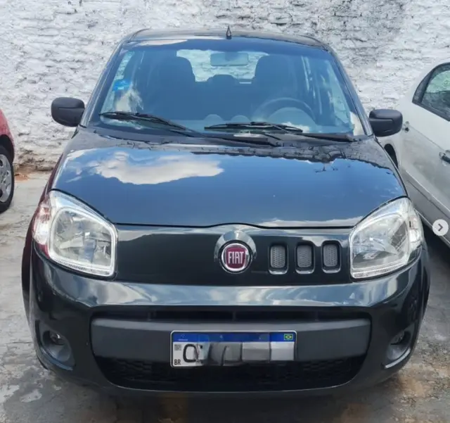 Carro Fiat Uno 2014 Vivace 1.0 8V (Flex) 4p