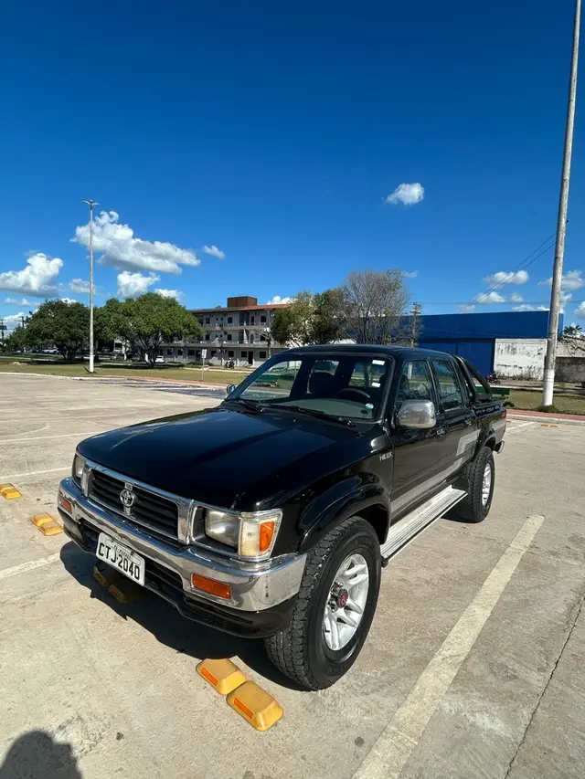 Carro Toyota Hilux Cabine Dupla 2001 Hilux SR5 4x4 2.8 (cab. dupla)