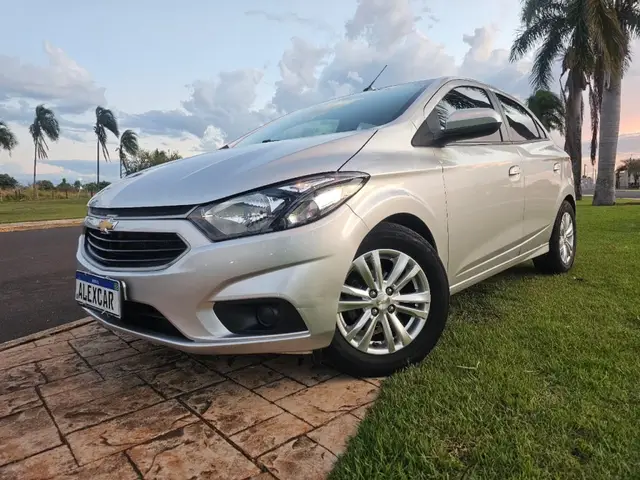 Carro Chevrolet Onix 2019 1.0 LT SPE/4