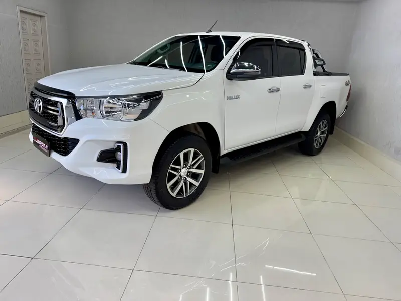 Toyota Hilux 2.8 TDI SRV CD 4x4 (Aut)