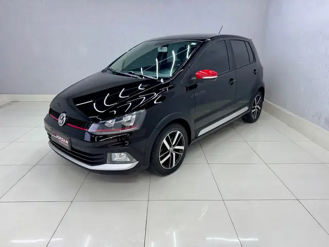 Carro Volkswagen Fox 2017 1.6 16v MSI Pepper (Flex)