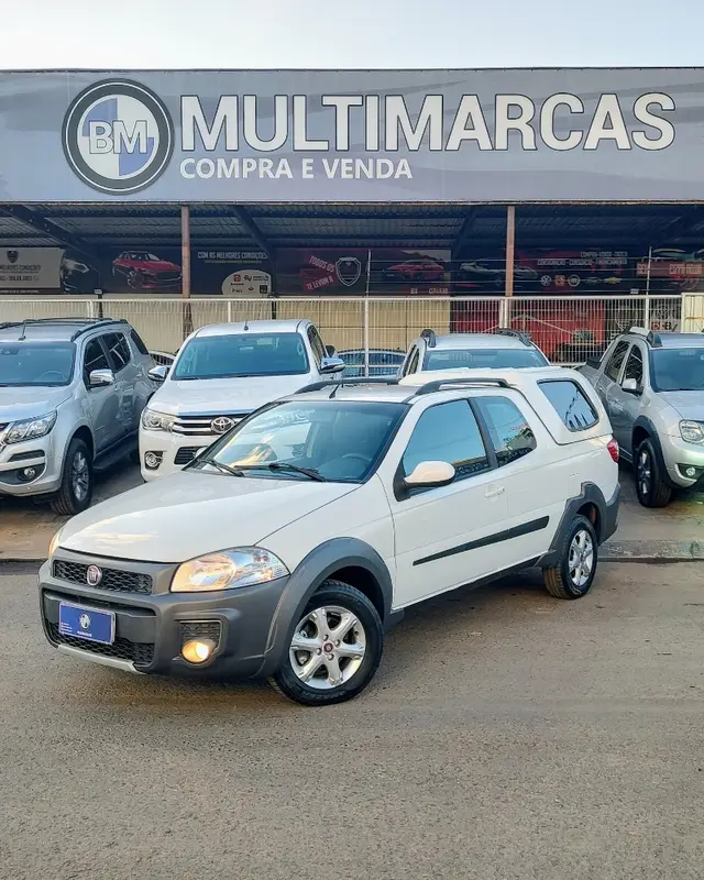 Carro Fiat Strada 2018 Hard Working 1.4 (Flex) (Cabine Dupla)