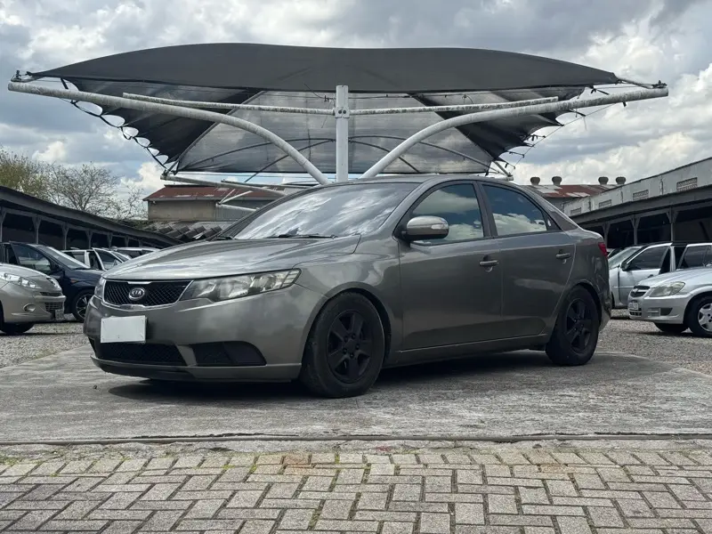 Kia Cerato 1.6 16V