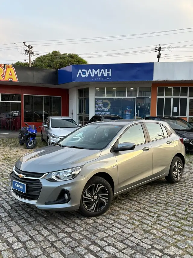 Carro Chevrolet Onix 2024 LT 1.0