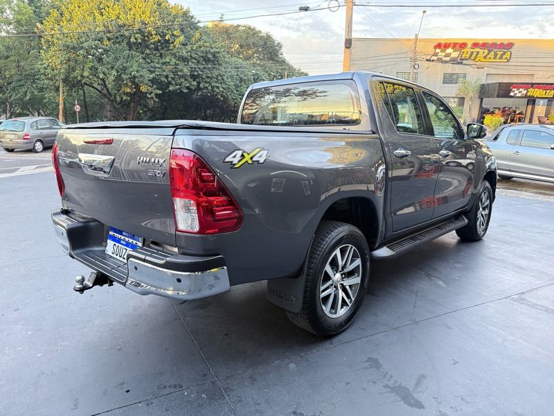 Toyota Hilux Cabine Dupla