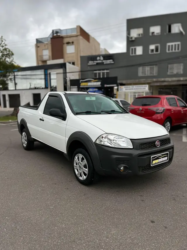 Carro Fiat Strada 2014 Working 1.4 (Flex)