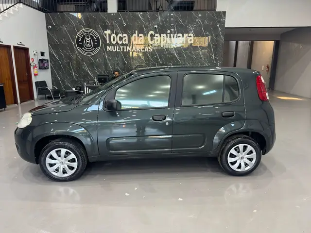 Carro Fiat Uno 2011 Attractive 1.4 8V (Flex) 4p
