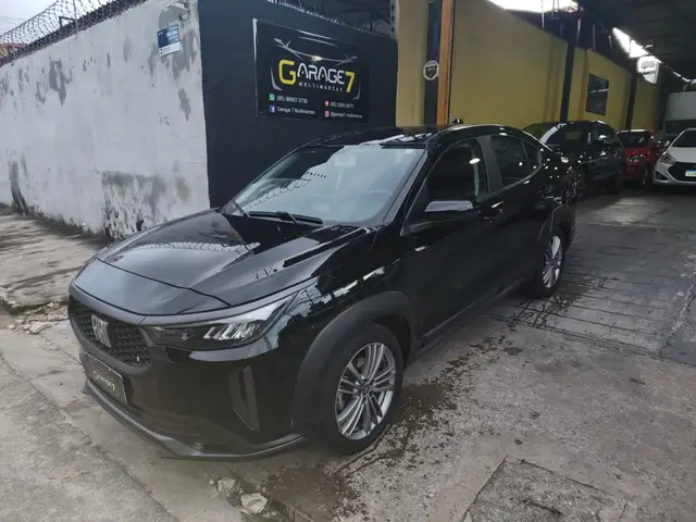 Carro Fiat Fastback 2025 Turbo 200