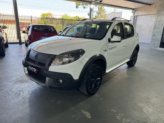 Carro Renault Sandero Stepway 2014 1.6 8V (flex)