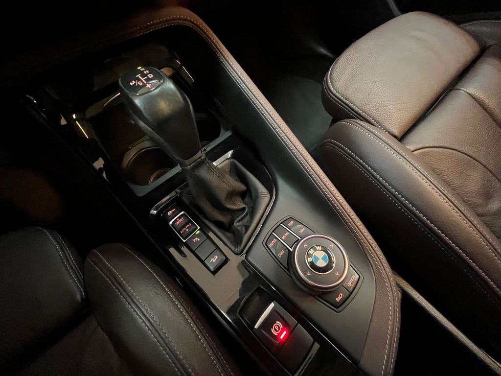 X1 2.0 xDrive25i Sport ActiveFlex