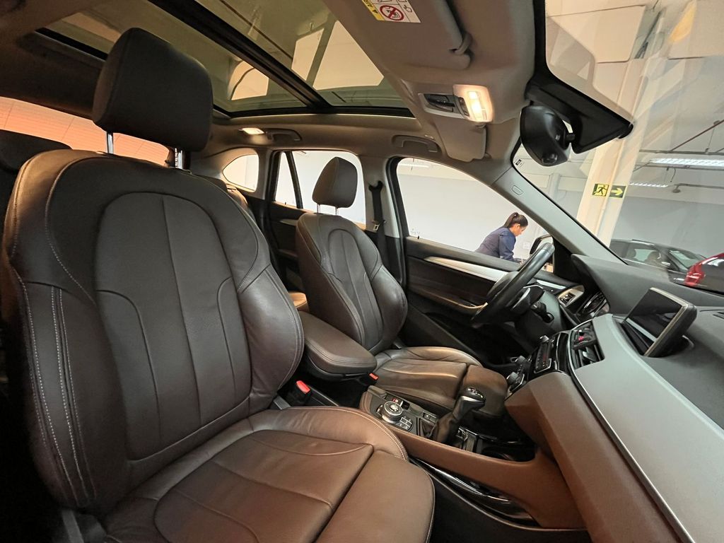 X1 2.0 xDrive25i Sport ActiveFlex