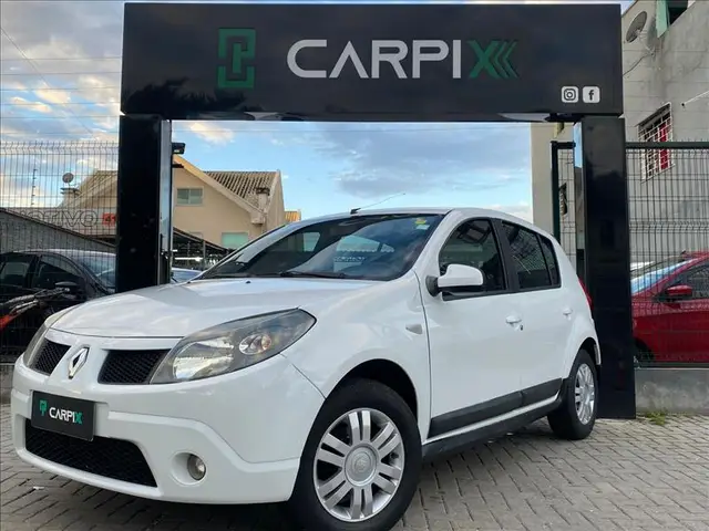 Carro Renault Sandero 2010 Vibe 1.6 8V Hi-Torque (flex)