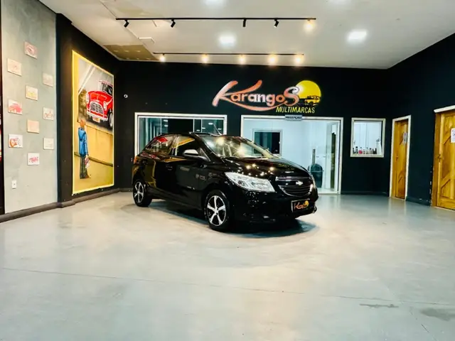 Carro Chevrolet Onix 2016 1.0 LS SPE/4