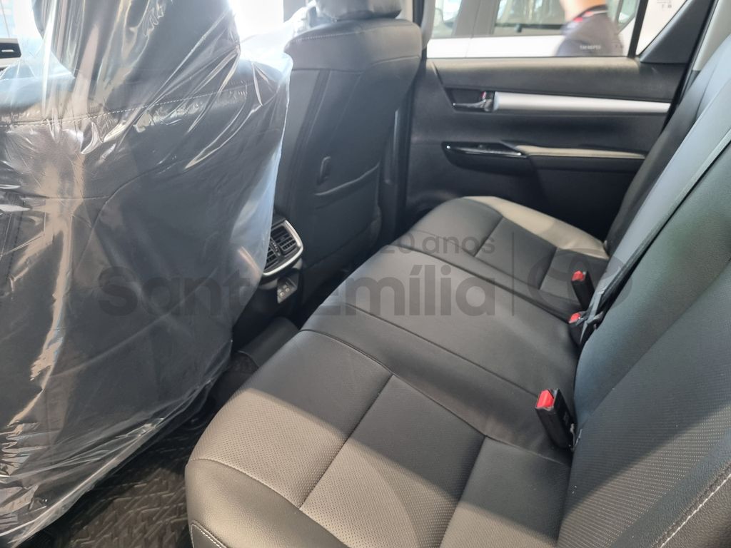 Hilux Cabine Dupla SRX 4x4 2.8 Diesel