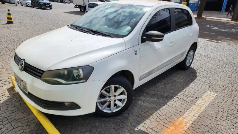 Volkswagen Gol 1.6 VHT Seleção (Flex)