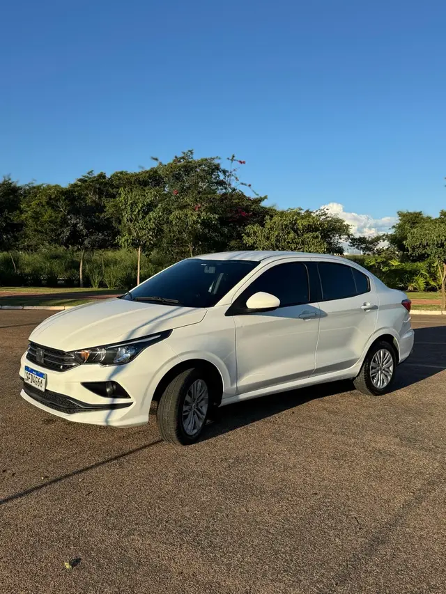Carro Fiat Cronos 2024 Drive 1.0