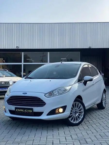 Carro Ford Fiesta Hatch 2014 1.6 (Aut.)