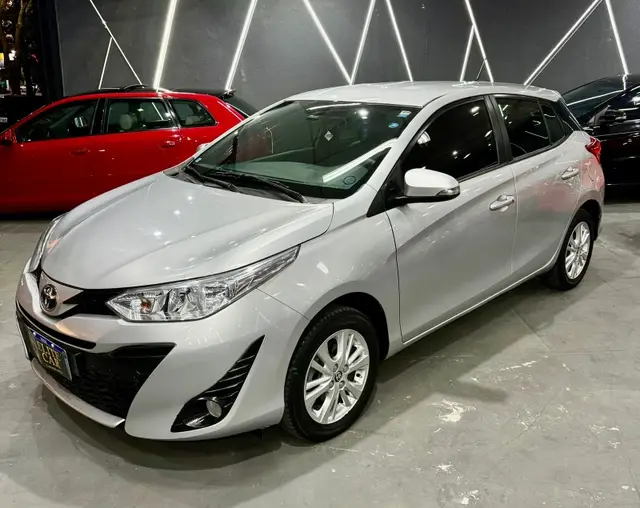 Carro Toyota Yaris 2019 1.3 XL Plus Tech CVT (Flex)