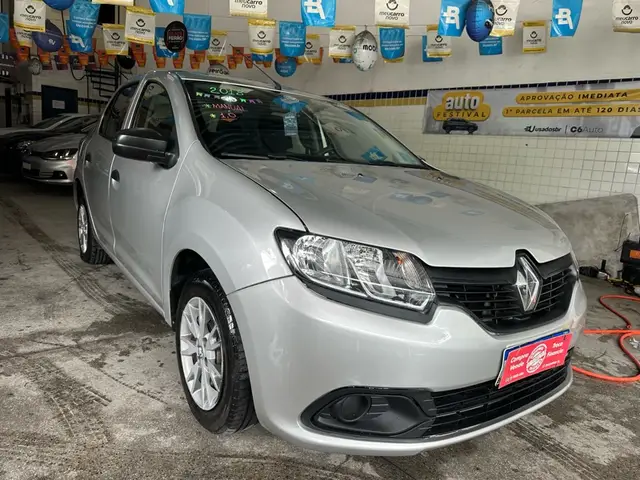 Carro Renault Logan 2018 Authentique 1.0 12V SCe (Flex)
