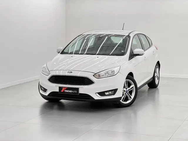 Carro Ford Focus Hatch 2018 SE 1.6 16V TiVCT