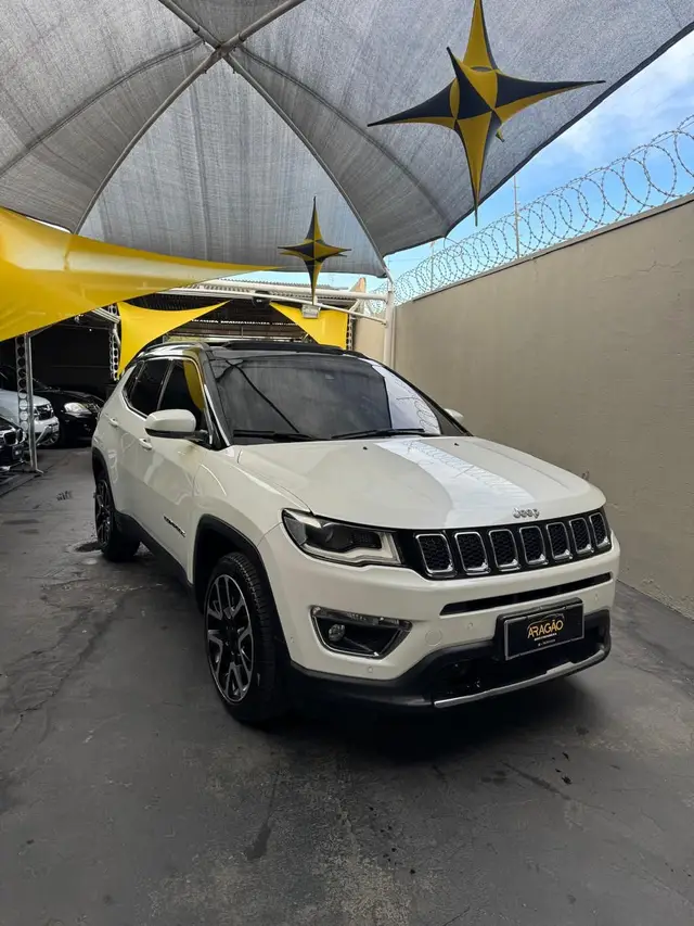 Carro Jeep Compass 2018 2.0 Limited (Aut) (Flex)