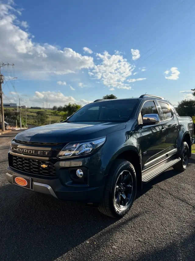 Carro Chevrolet S10 Cabine Dupla 2024 High Country 2.8 Turbodiesel (Aut.)