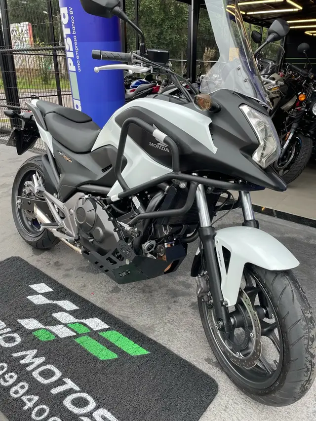 Carro Honda NC 750X 2015 STD