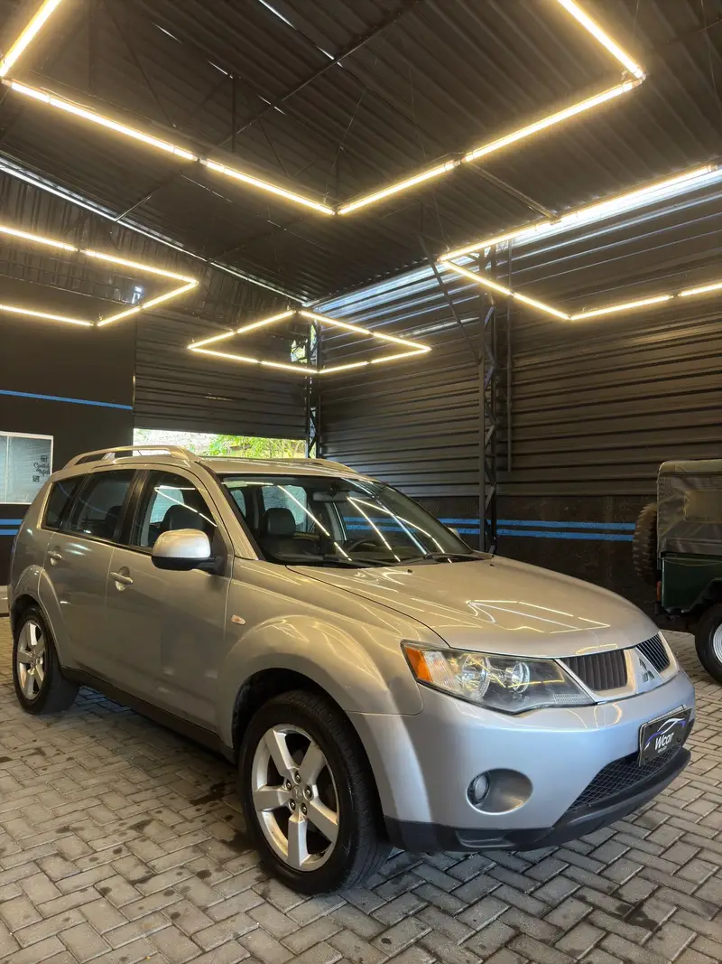 Mitsubishi Outlander 3.0 V6