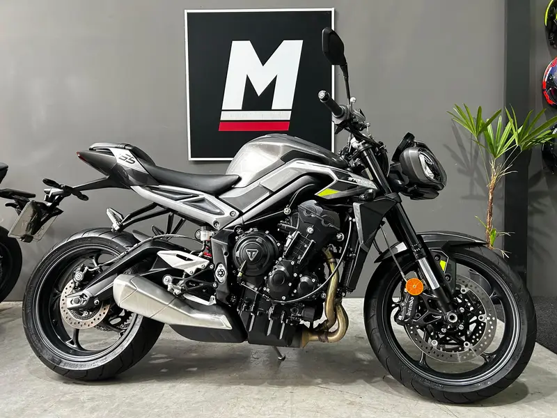Triumph Street Triple 765 R