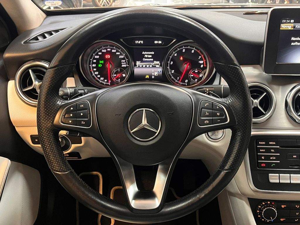 GLA 200 GLA 200 1.6 Style
