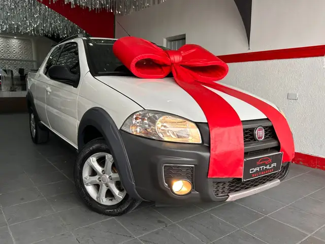 Carro Fiat Strada 2017 Hard Working 1.4 (Flex) (Cabine Dupla)