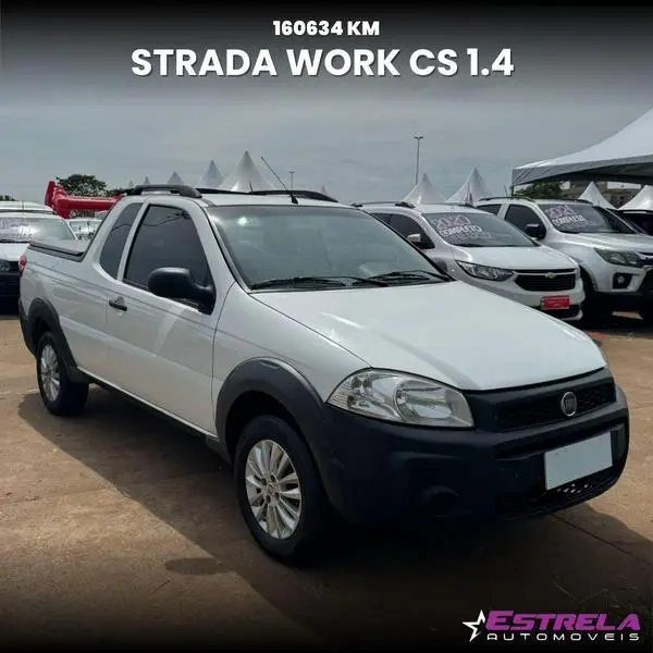 Carro Fiat Strada 2015 Working 1.4 (Flex)