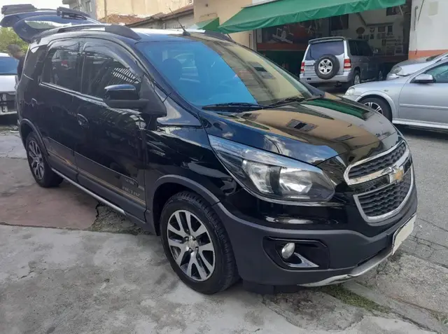 Carro Chevrolet Spin 2017 Activ 1.8 (Flex) (Aut)