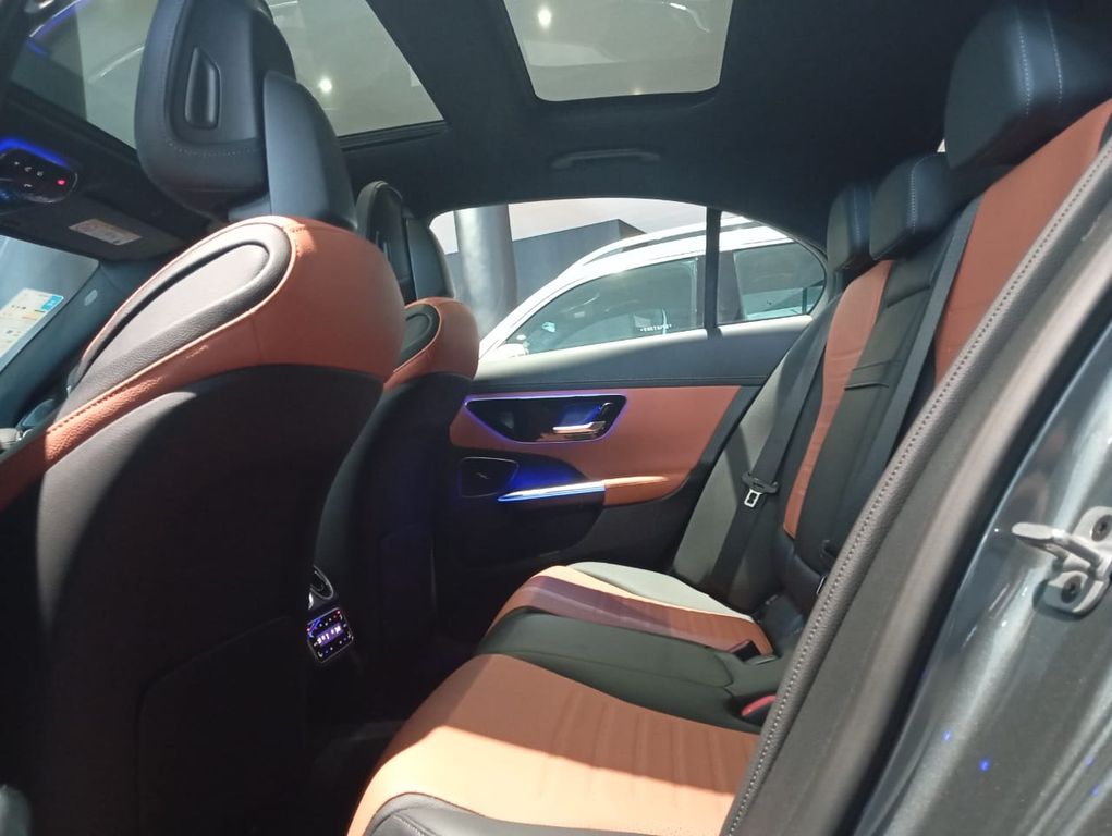 C 200 AMG AMG Line EQ Boost 1.5 (Aut)