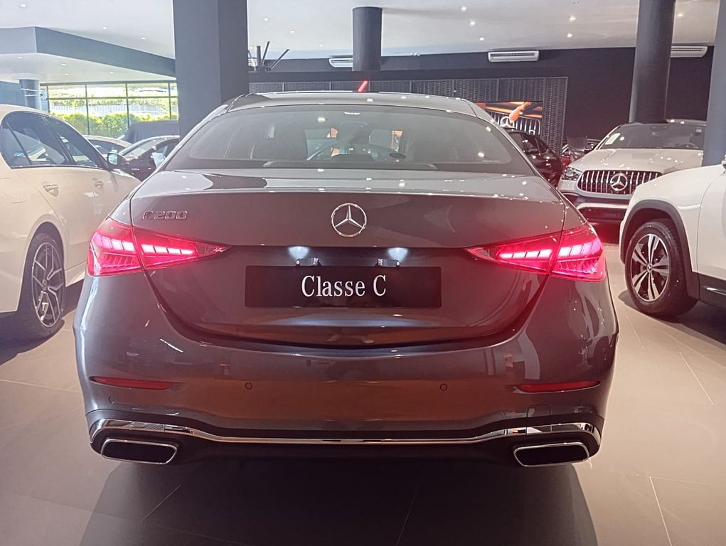 C 200 AMG AMG Line EQ Boost 1.5 (Aut)